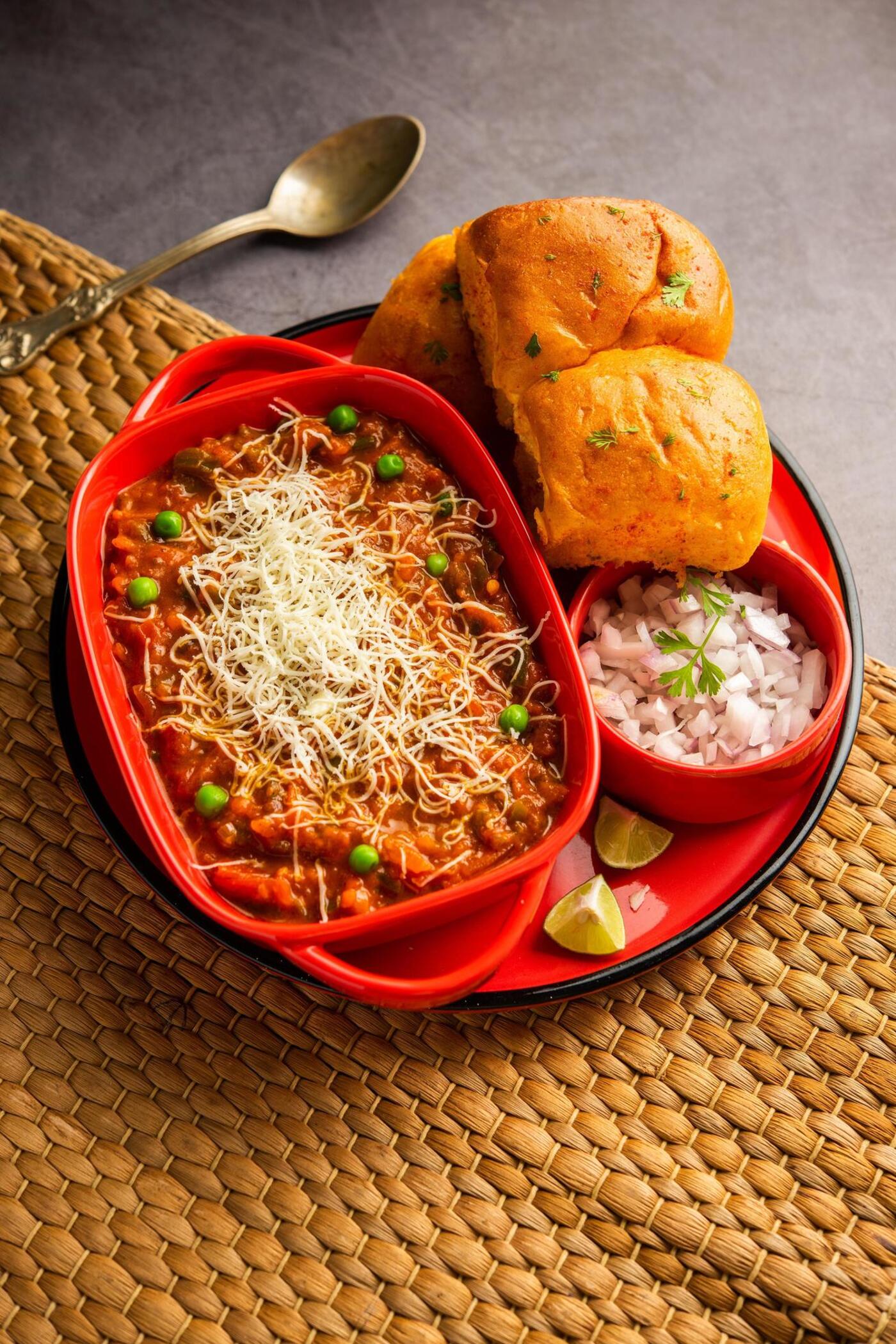 Mumbai Chowpatty Cheese Pav Bhaji